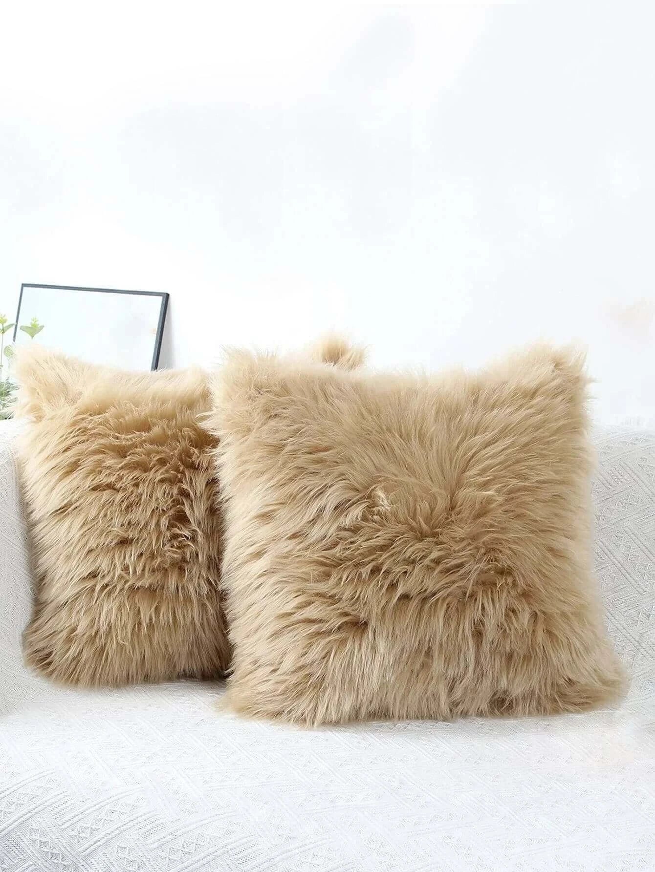 Golden Fleece: Luxurious Faux Fur Cushions