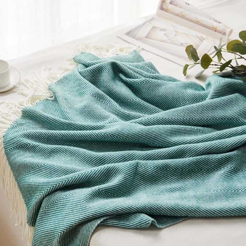 Super Soft Yarn-Dyed Blanket with herringbone pattern
